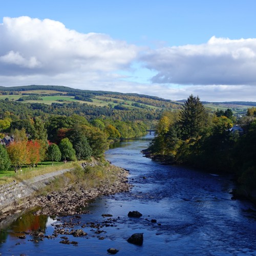 Walking & Exploring shop Pitlochry