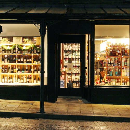 Drinkmonger shop in Pitlochry