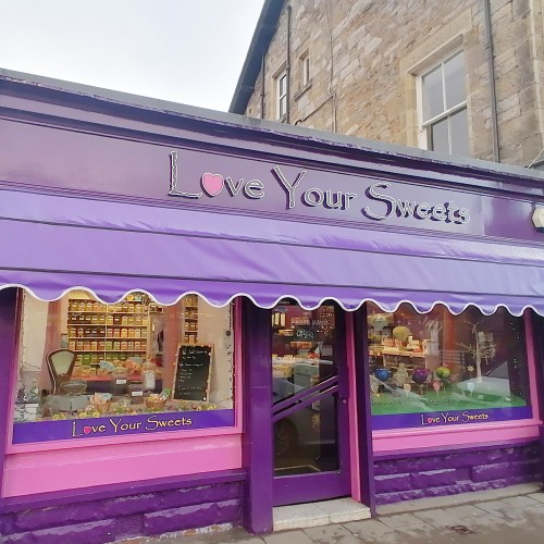 Love your Sweets shop in Pitlochry