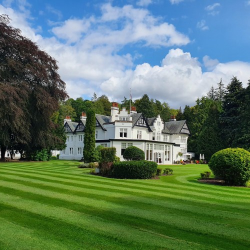 Pinetrees shop Pitlochry